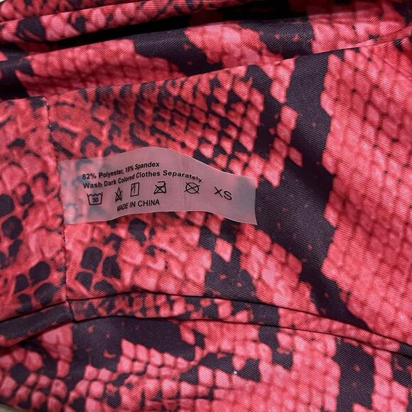 NEW Snakeskin Print One Shoulder Bikini Size XS Red Black Festival Costume NWOT - Picture 5 of 7